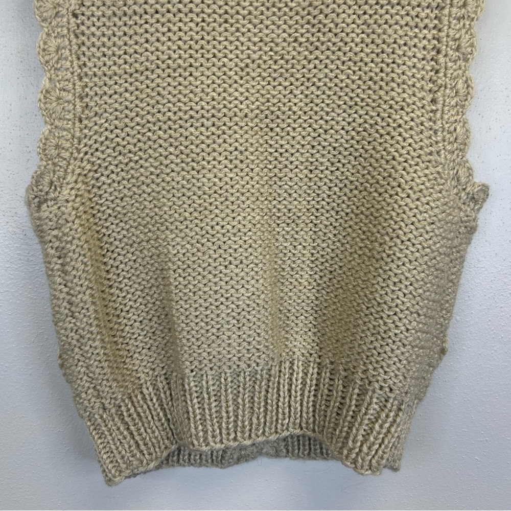 Peddlers Size S Vintage 70s Sweater Vest Cable Knit Button Up Cottagecore Granny - Picture 8 of 9